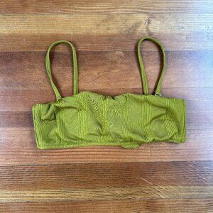 NWOT Vitamin A Bikini Top